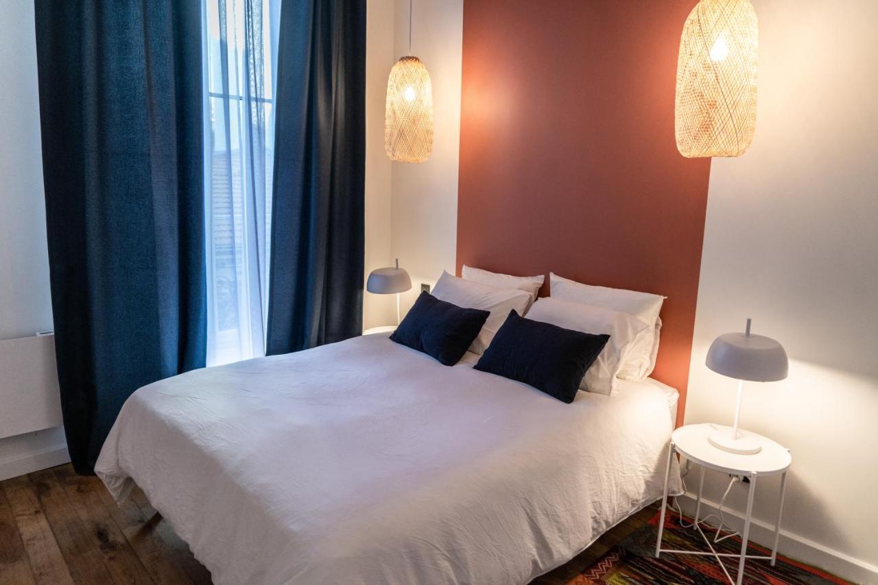 Beige Hospitalite - Coco - Hypercentre-2Chambres-Parking-Zen Saint-Etienne  Exterior photo